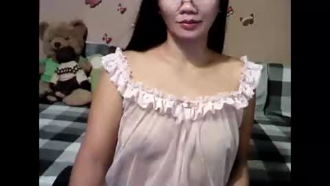 Snapshot of mia_rein chatting on 01.14.25 mia_rein online show from 01.14.25