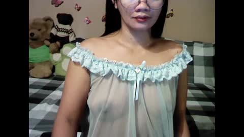 Snapshot of mia_rein chatting on 01.29.25 mia_rein online show from 01.29.25