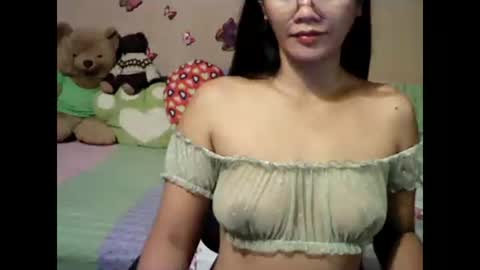 Snapshot of mia_rein chatting on 02.13.25 mia_rein online show from 02.13.25