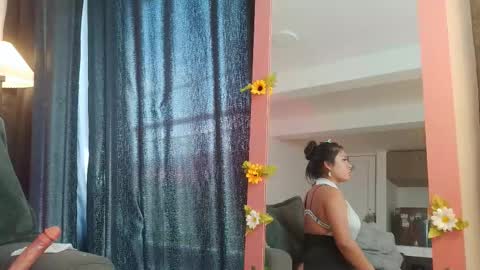 Mia online show from 02.25.26