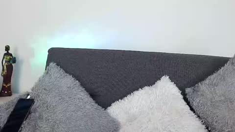 Mia Roux online show from 09.26.25