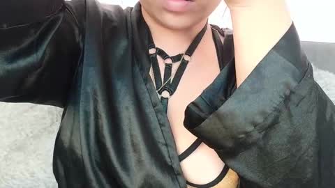 Mia Roux online show from 10.09.25