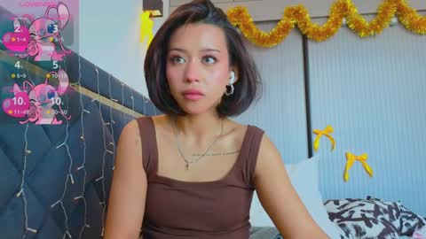 Mia online show from 01.04.25