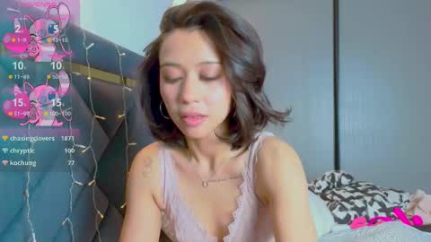 Mia online show from 02.09.25