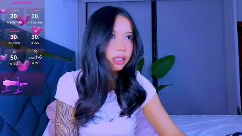 Mia online show from 04.26.26
