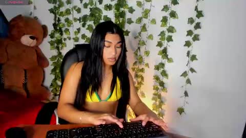 Mia online show from 06.18.26