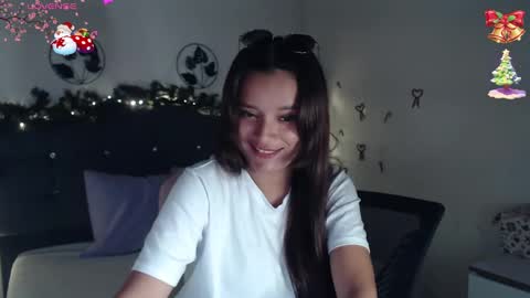 mia_sweetdc online show from 12.26.24