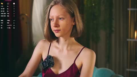 Snapshot of mia_vebes chatting on 06.12.26 Mia online show from 06.12.26