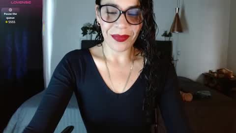 MIA  online show from 10.08.25