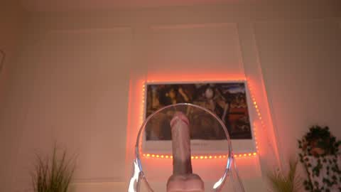 Snapshot of mia_vixen_ chatting on 01.23.25 VixenMia online show from 01.23.25