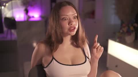 Snapshot of mia_vixen_ chatting on 06.16.26 VixenMia online show from 06.16.26