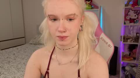 Mia online show from 03.13.26