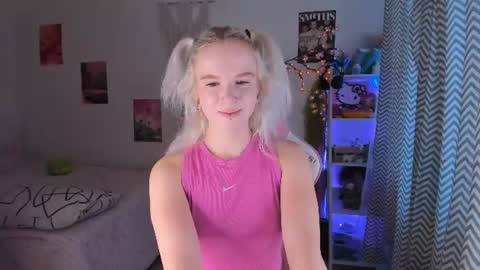 Mia online show from 07.20.26