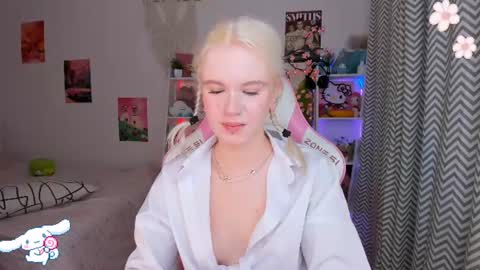 Mia online show from 07.21.26
