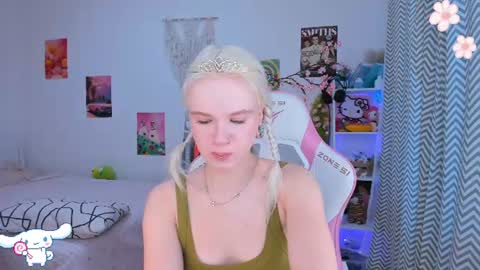 Mia online show from 07.23.26