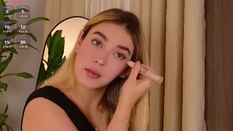Mia White  online show from 07.16.26