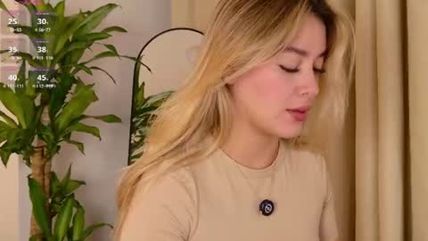 Mia White  online show from 07.21.26