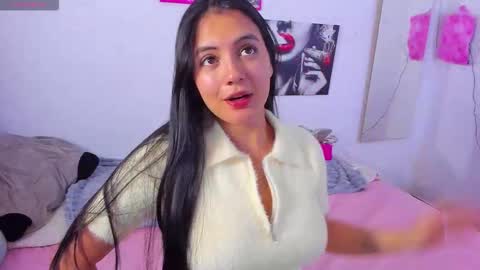 Snapshot of miaa_013 chatting on 11.29.25 baby miaa online show from 11.29.25