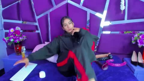 miaa_davis_ online show from 02.25.26