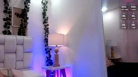 Snapshot of miaa_gh1 chatting on 06.17.26 Mia online show from 06.17.26