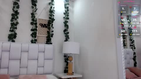 Mia online show from 08.02.26
