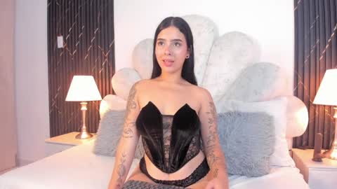 Snapshot of miaa_gold chatting on 05.23.26 Mia online show from 05.23.26