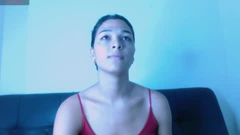 Mia online show from 02.12.25