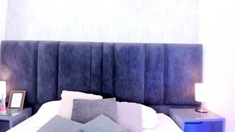 Snapshot of miaa_lind chatting on 04.10.26 miaa Lind online show from 04.10.26