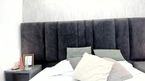 Snapshot of miaa_lind chatting on 05.12.26 miaa Lind online show from 05.12.26