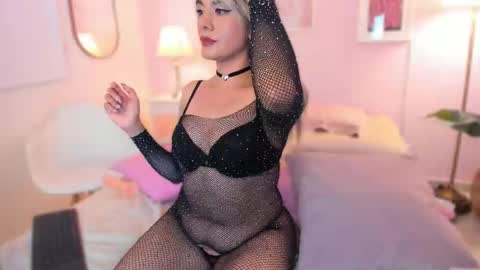 Snapshot of miaa_lovelyy chatting on 02.18.26 Mia online show from 02.18.26