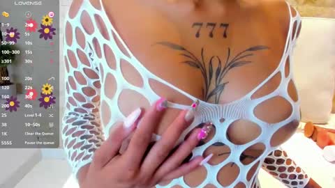 Snapshot of miaa_roldan chatting on 02.27.25 Miaa online show from 02.27.25