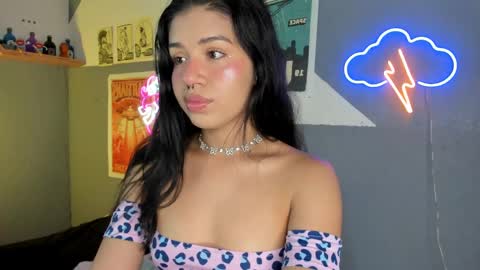 Snapshot of miaa_rose__ chatting on 02.12.25 Miaa online show from 02.12.25