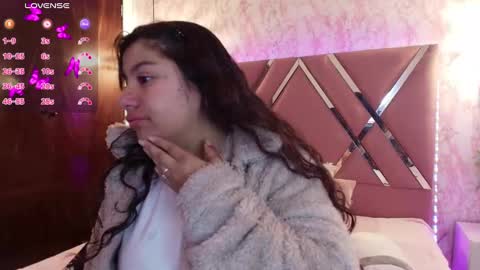 Snapshot of miaa_smiith1 chatting on 03.03.25 miaa_smiith1 online show from 03.03.25