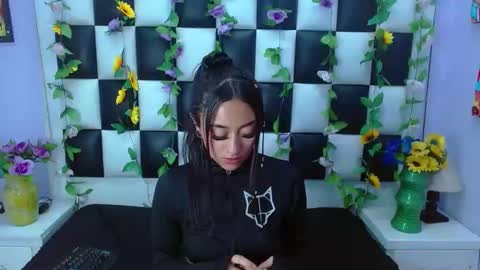 Snapshot of miaa_thopmson chatting on 02.13.25 Miaa online show from 02.13.25