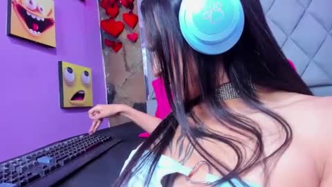 Snapshot of miaa_thopmson chatting on 02.18.25 Miaa online show from 02.18.25