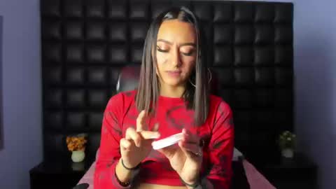 Snapshot of miaa_thopmson chatting on 09.25.25 Miaa online show from 09.25.25