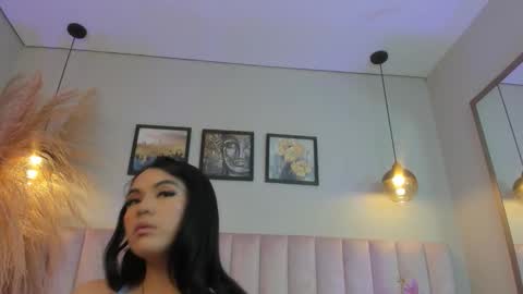 Snapshot of miaa_walker_ chatting on 01.13.26 Mia online show from 01.13.26