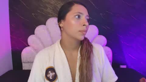 Mia online show from 05.23.26