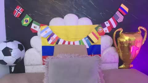 Mia online show from 07.03.26