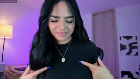 Snapshot of miaagomez chatting on 10.06.25 Mia online show from 10.06.25