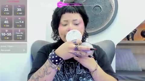 Snapshot of miaamane chatting on 02.16.26 Mia online show from 02.16.26