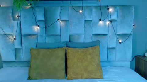 miaanderson__ online show from 05.14.26