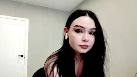 Mia online show from 03.03.26