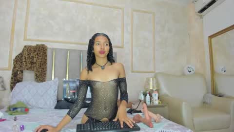 Miaasummer online show from 06.19.26
