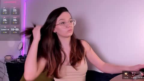 Snapshot of miabellee_ chatting on 02.09.26 mia online show from 02.09.26