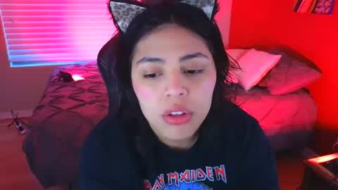 Snapshot of miacanela_xo chatting on 12.25.24 Mia online show from 12.25.24
