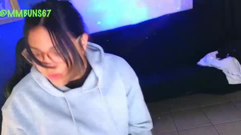 Snapshot of miacanela_xo chatting on 09.24.25 Mia online show from 09.24.25