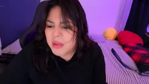 Mia online show from 03.24.26