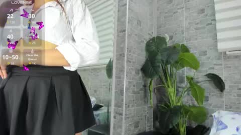 Snapshot of miacassel chatting on 02.25.26 MiaCassel online show from 02.25.26