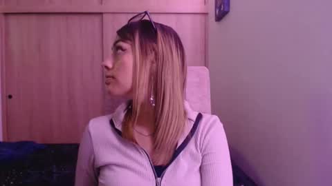 Miia  online show from 03.04.26